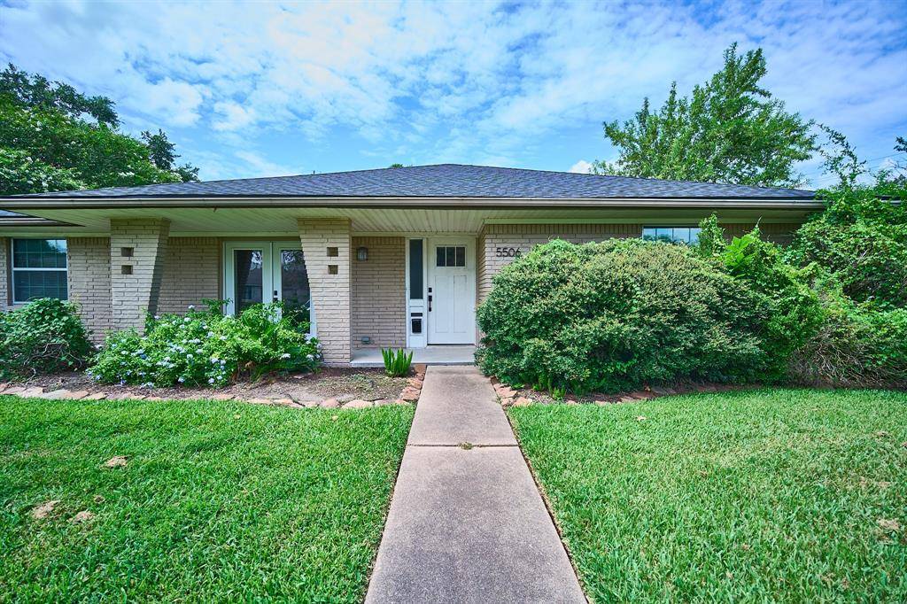 Houston, TX 77096,5506 Dumfries DR
