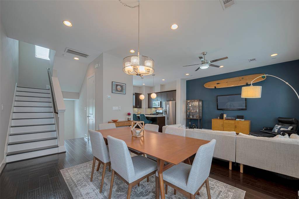 Houston, TX 77023,953 Saint Augustine ST
