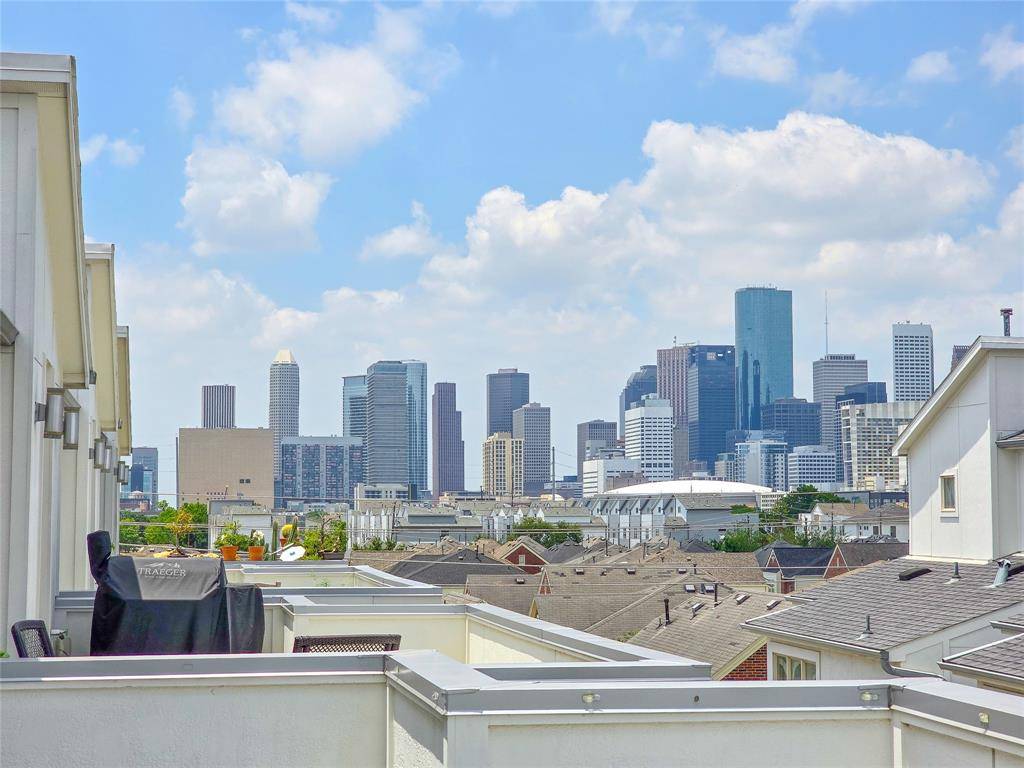 Houston, TX 77003,1825 Ennis ST