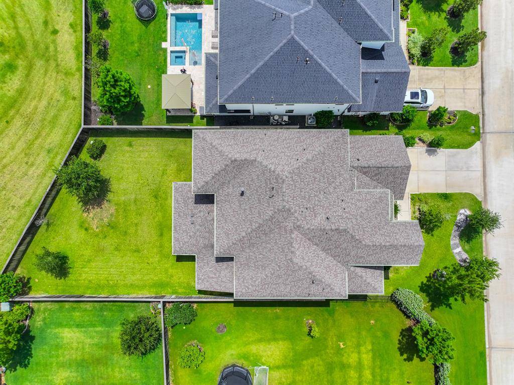 Tomball, TX 77375,40 Snowdrop Lily DR