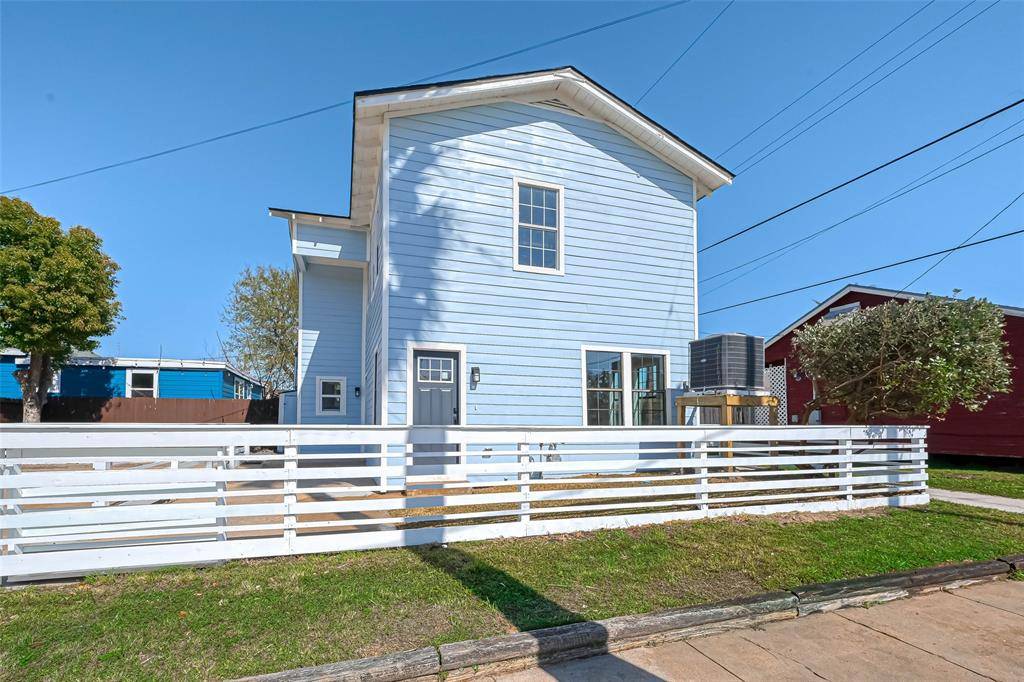 Galveston, TX 77550,2310 42nd ST