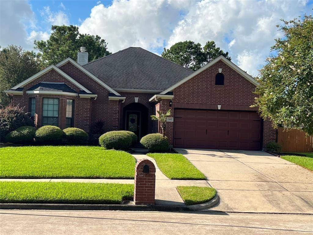 Shoreacres, TX 77571,1307 Windleaf DR