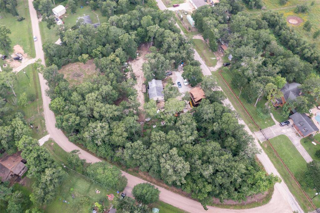Sealy, TX 77474,000 River Crest LN