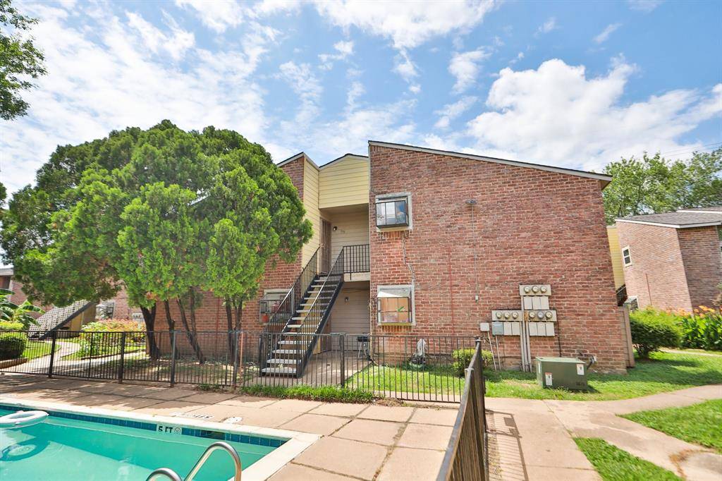 Houston, TX 77099,10601 South DR #73