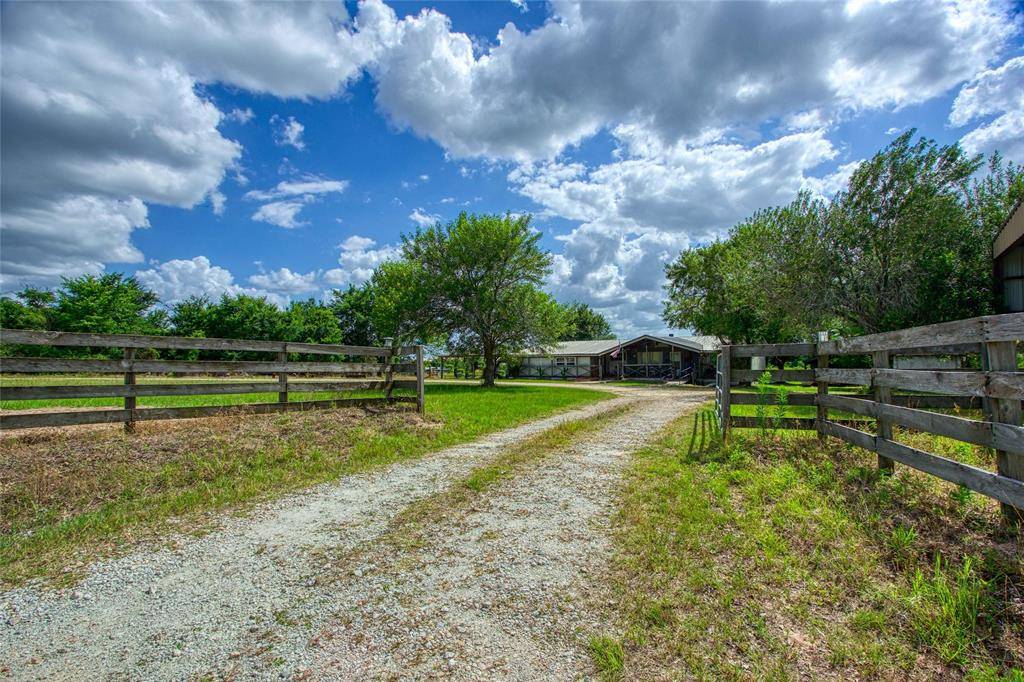 Navasota, TX 77868,9958 County Road 413