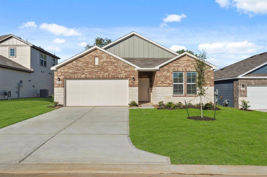 Willis, TX 77318,11864 Whirlaway DR