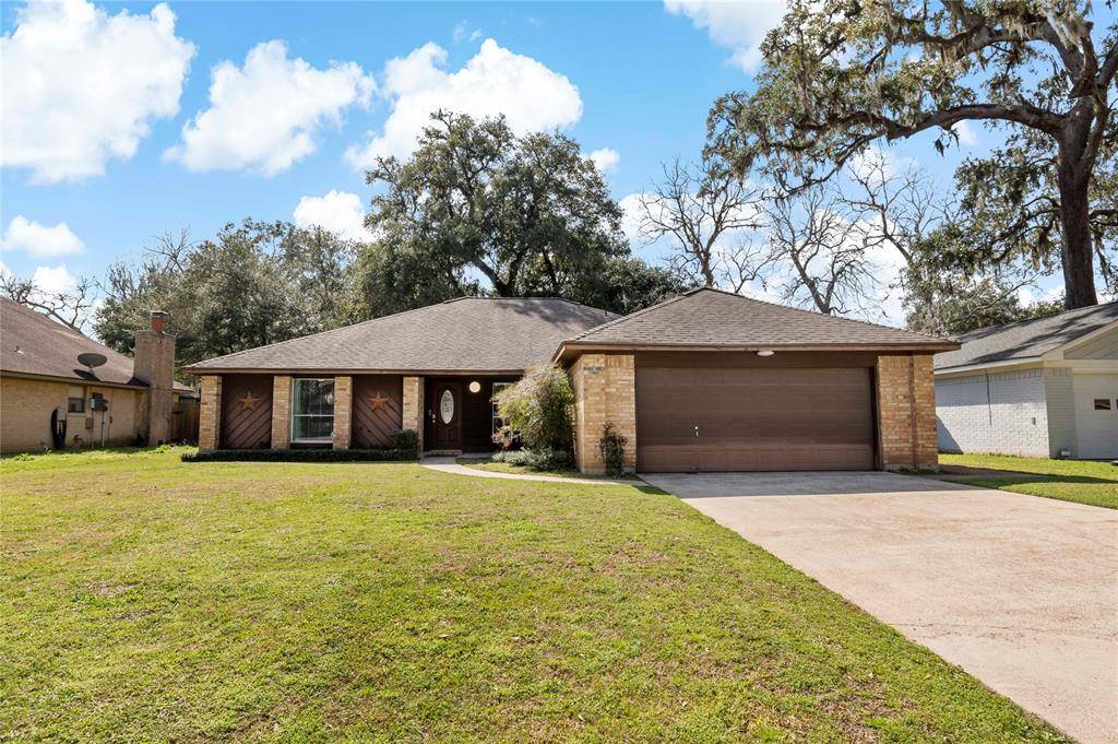 Lake Jackson, TX 77566,131 Spanish Moss LN