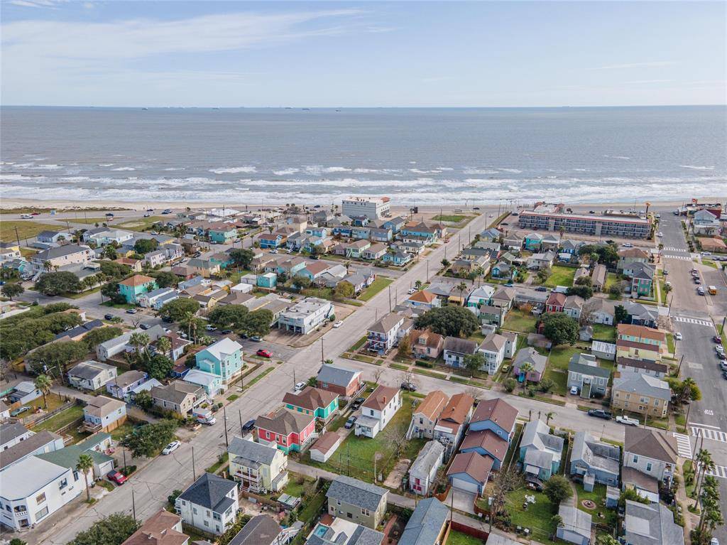 Galveston, TX 77550,1412 Avenue M 1/2