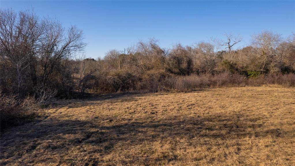 Hallettsville, TX 77964,0000 CR 212