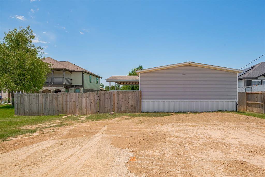 Cleveland, TX 77327,439 Road 5107