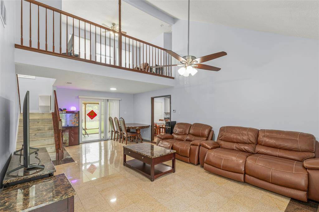 Houston, TX 77083,15119 Plaza Libre DR
