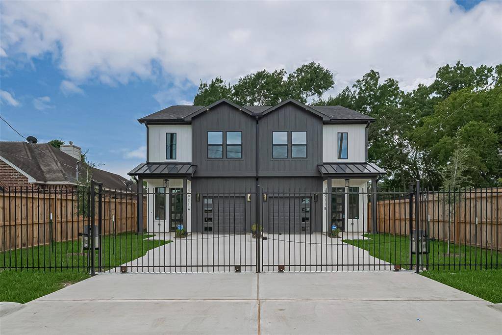 Houston, TX 77088,7911 Carver Rd