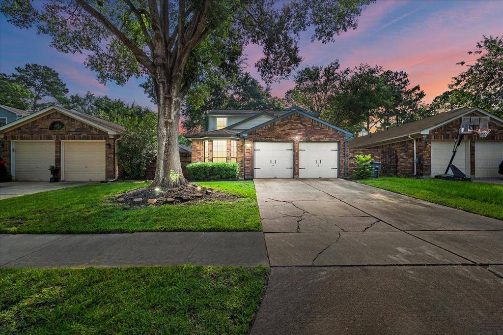 Houston, TX 77095,7752 High Village DR