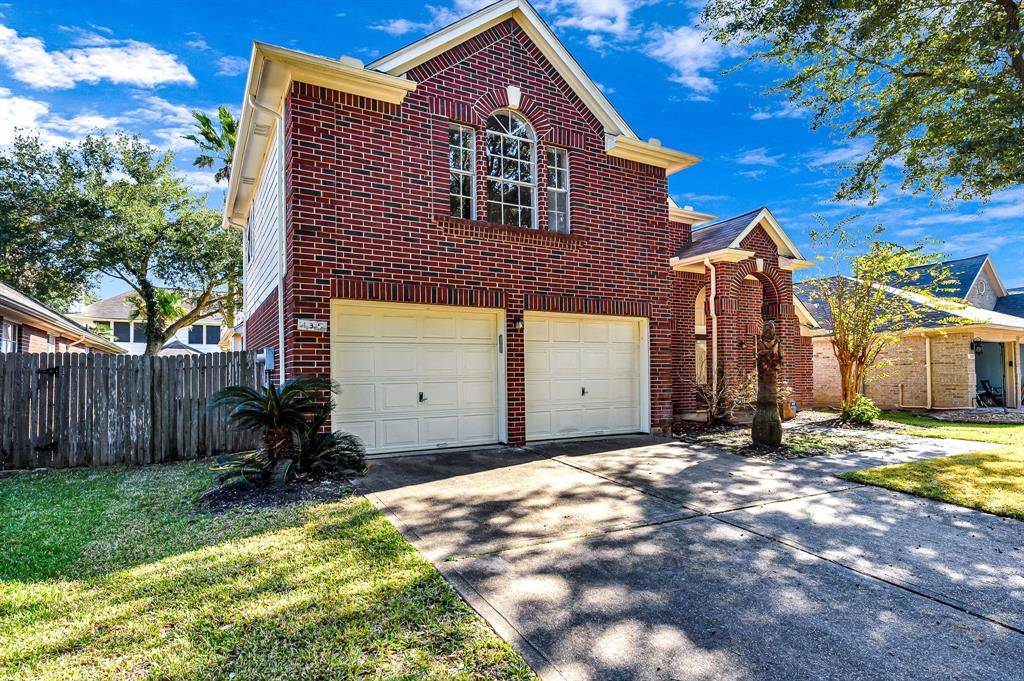 Sugar Land, TX 77479,135 Chandler CT