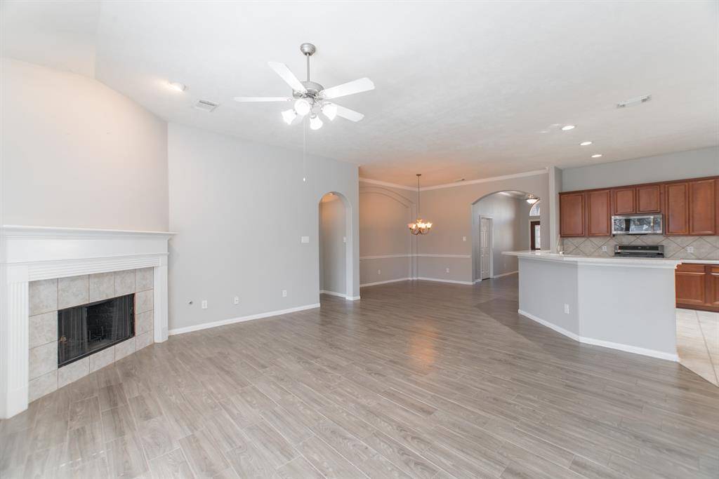 The Woodlands, TX 77382,30 Fox Chapel PL