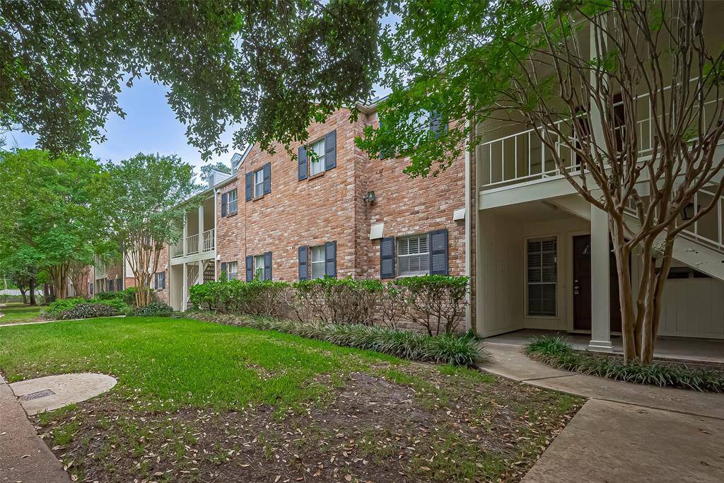 Houston, TX 77079,859 Wax Myrtle LN