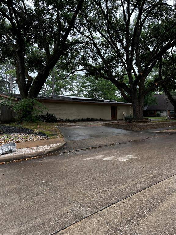 Houston, TX 77043,1918 Mallard DR