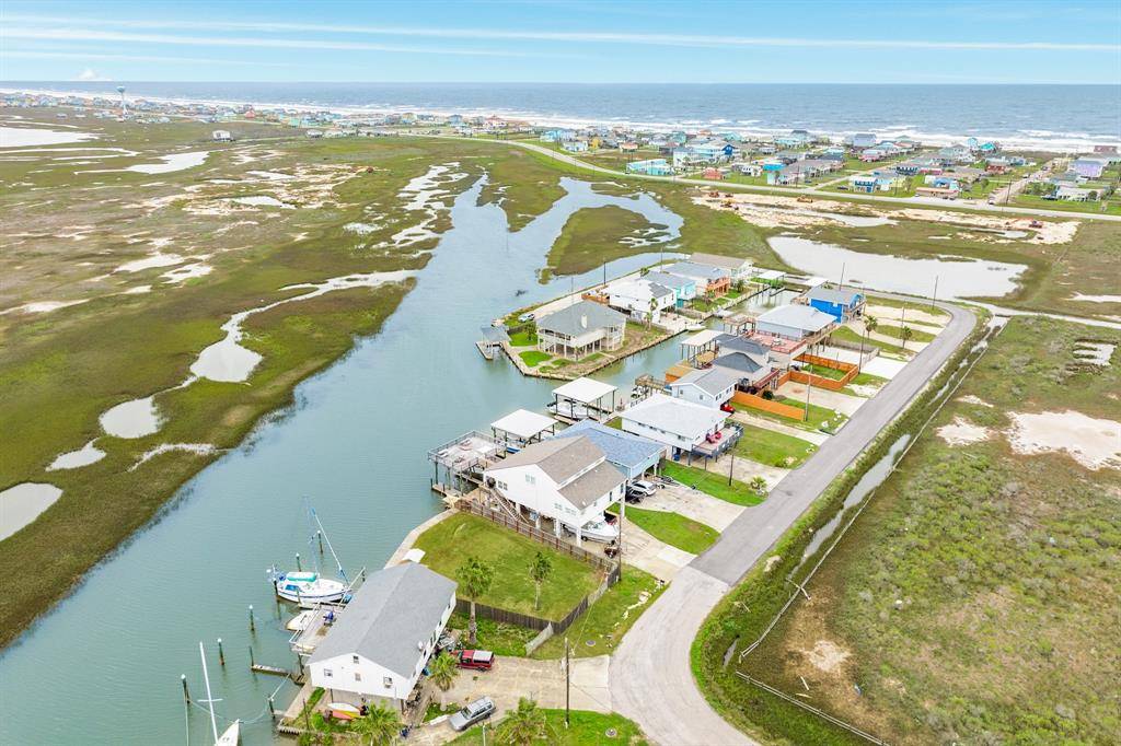 Surfside Beach, TX 77541,505 Swordfish LN