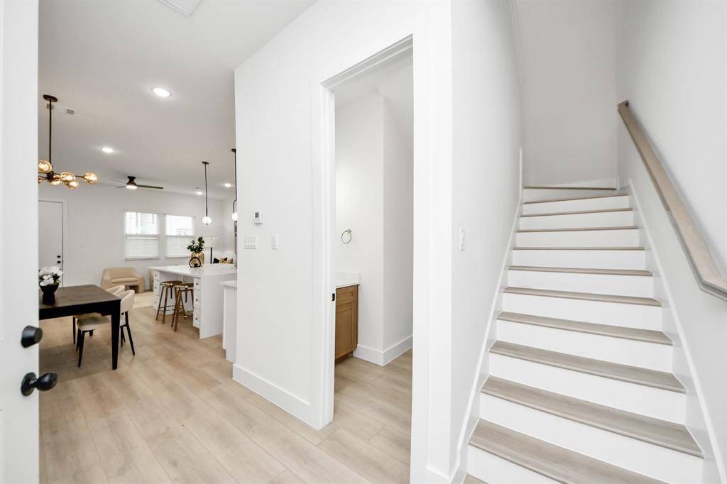 Houston, TX 77075,9433 Arledge ST