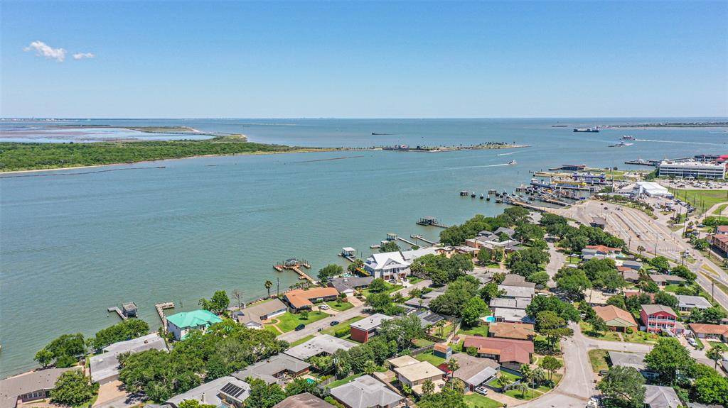 Galveston, TX 77550,1306 Harbor View DR