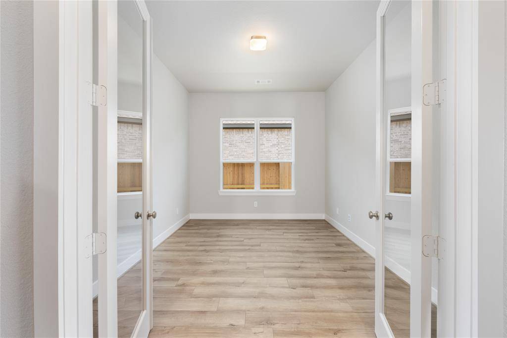 Iowa Colony, TX 77578,10230 Bison DR