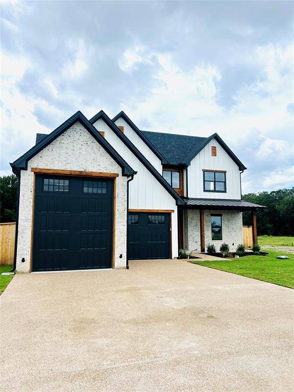 Somerville, TX 77879,745 Lake Day DR