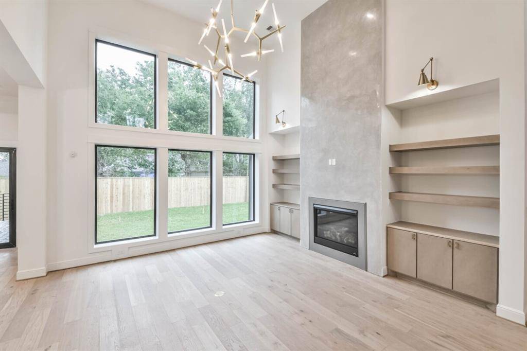 Houston, TX 77079,13046 Memorial DR
