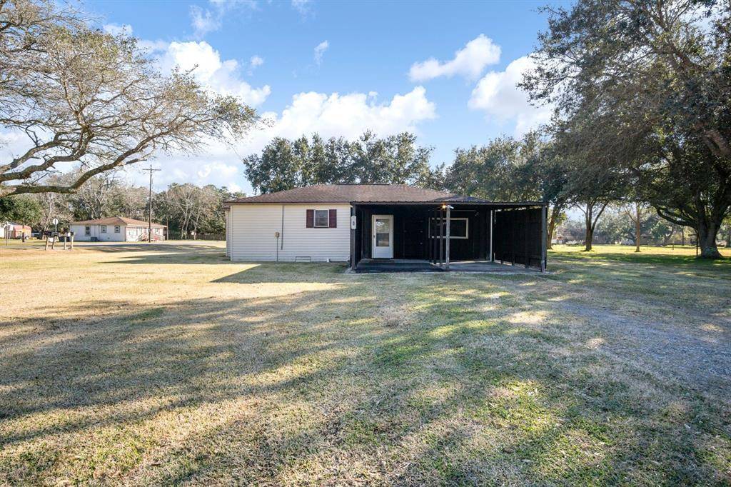 Winnie, TX 77665,605 Henry LN