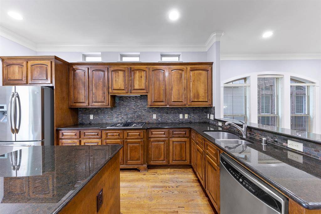 Houston, TX 77056,3319 Bingham Manor LN