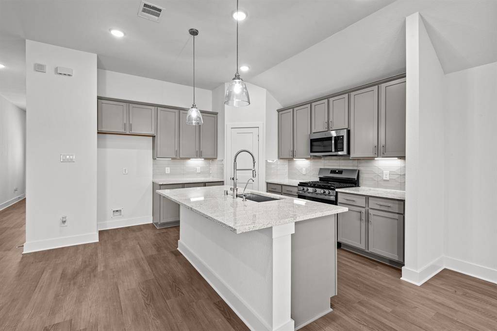 Santa Fe, TX 77510,3502 Moraine Lake DR