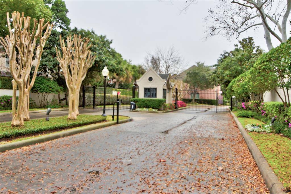 Houston, TX 77098,4134 W Northampton PL