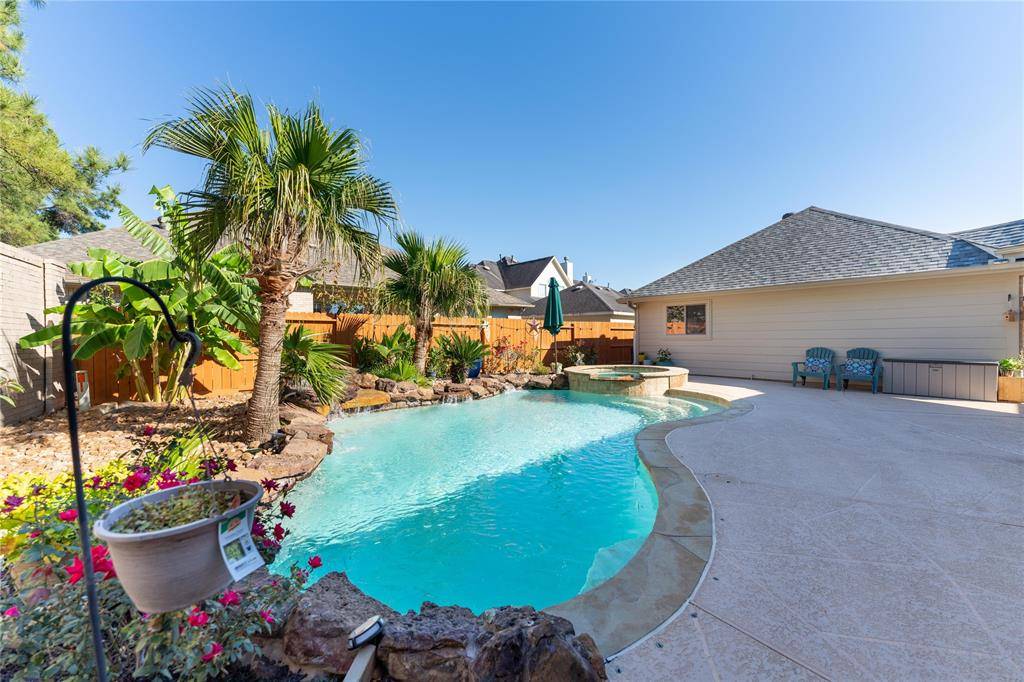 Houston, TX 77041,6522 Cotorra Cove CT