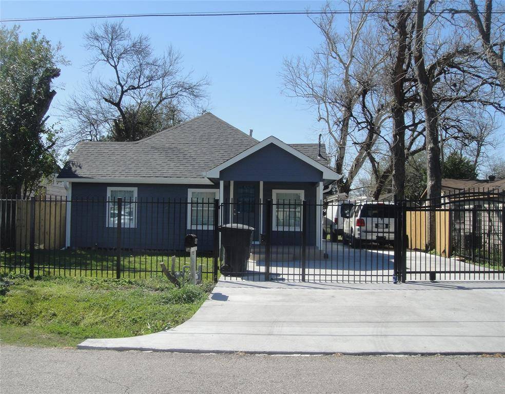 Houston, TX 77026,4006 Caplin ST