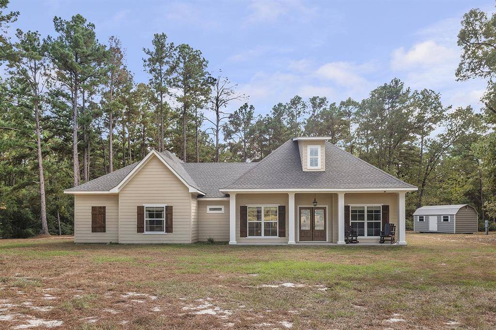 Grapeland, TX 75844,132 County Road 2195