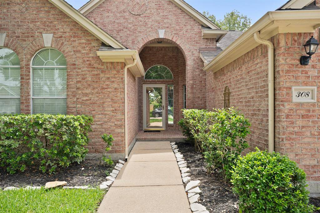 League City, TX 77573,308 Green Cedar DR