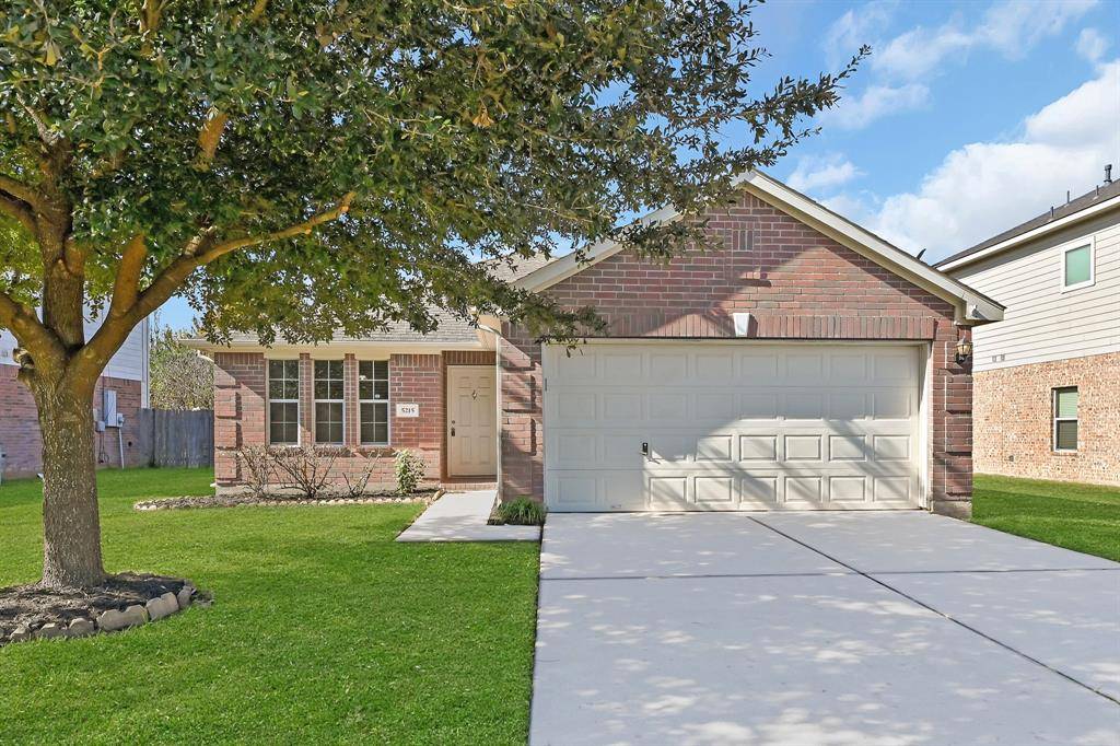 Katy, TX 77449,5215 Westwood Pines DR