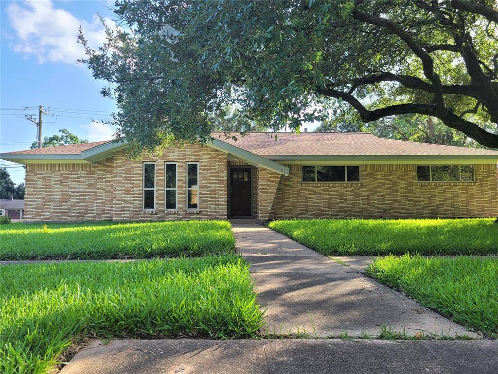 Houston, TX 77036,8003 Triola LN