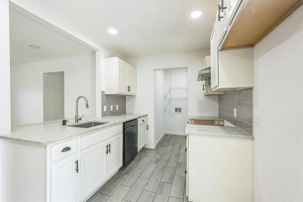 Austin, TX 78744,4707 Dove Springs DR