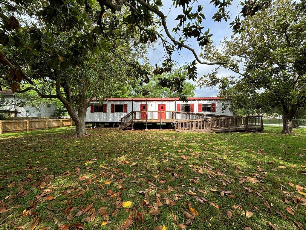 Wharton, TX 77488,817 Walnut