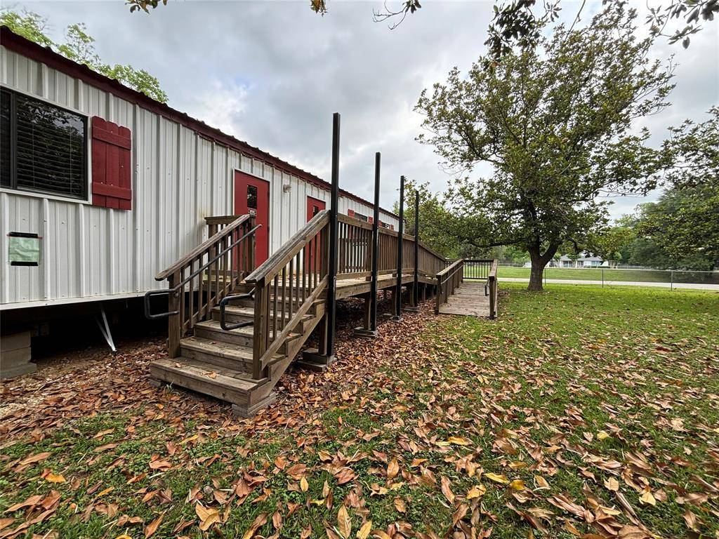 Wharton, TX 77488,817 Walnut
