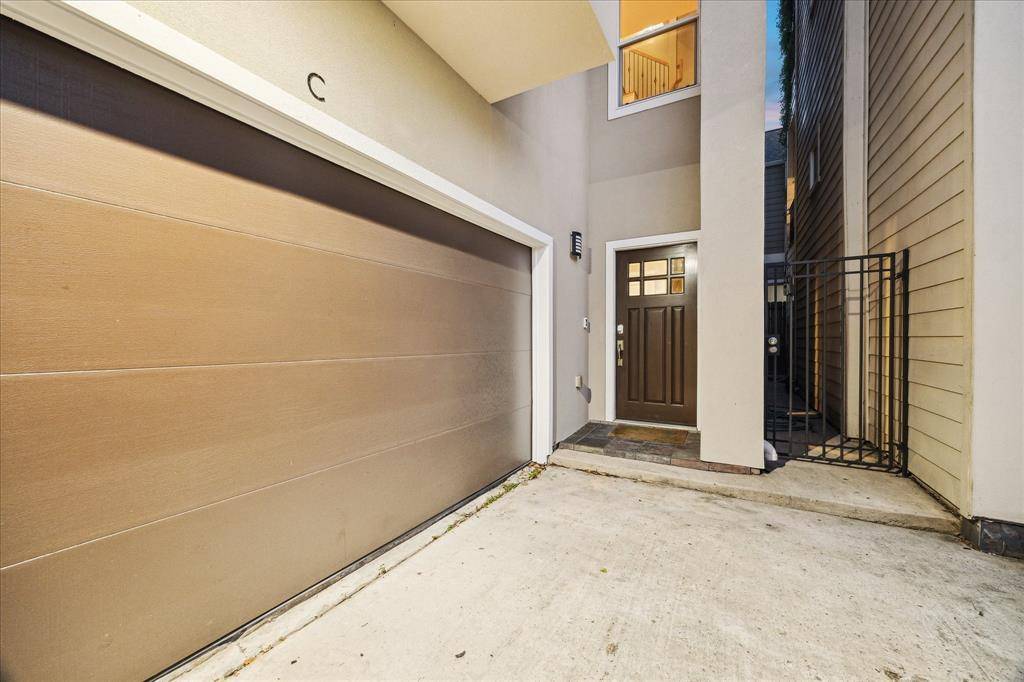 Houston, TX 77019,907 Rhode PL #C