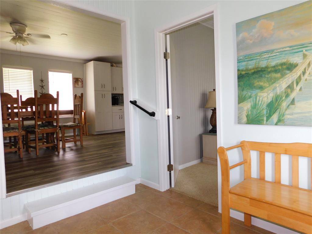 Port Lavaca, TX 77979,19 E Third ST