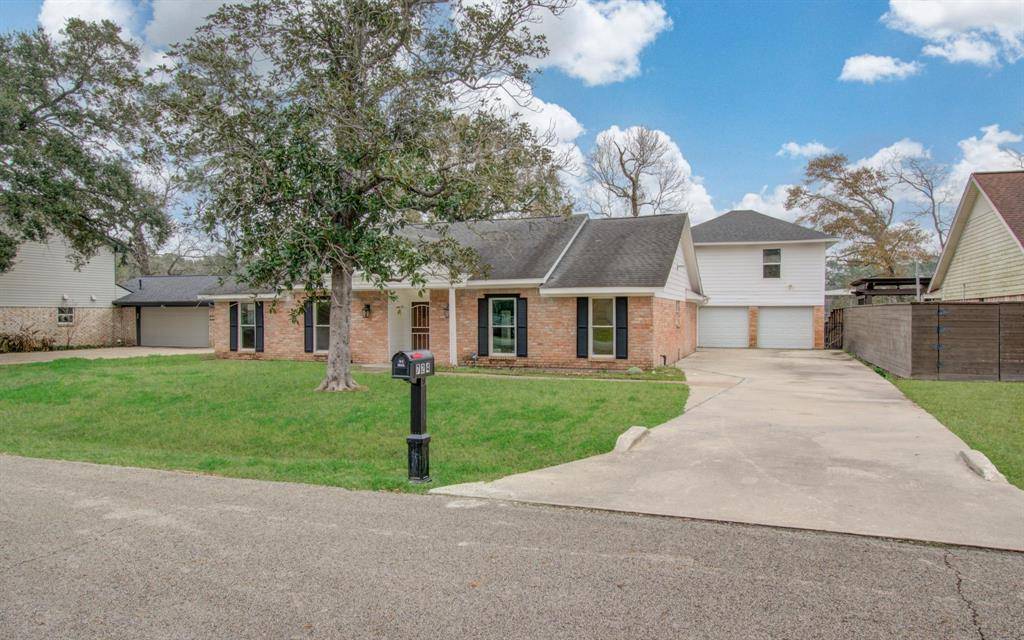 Conroe, TX 77302,724 River Plantation DR