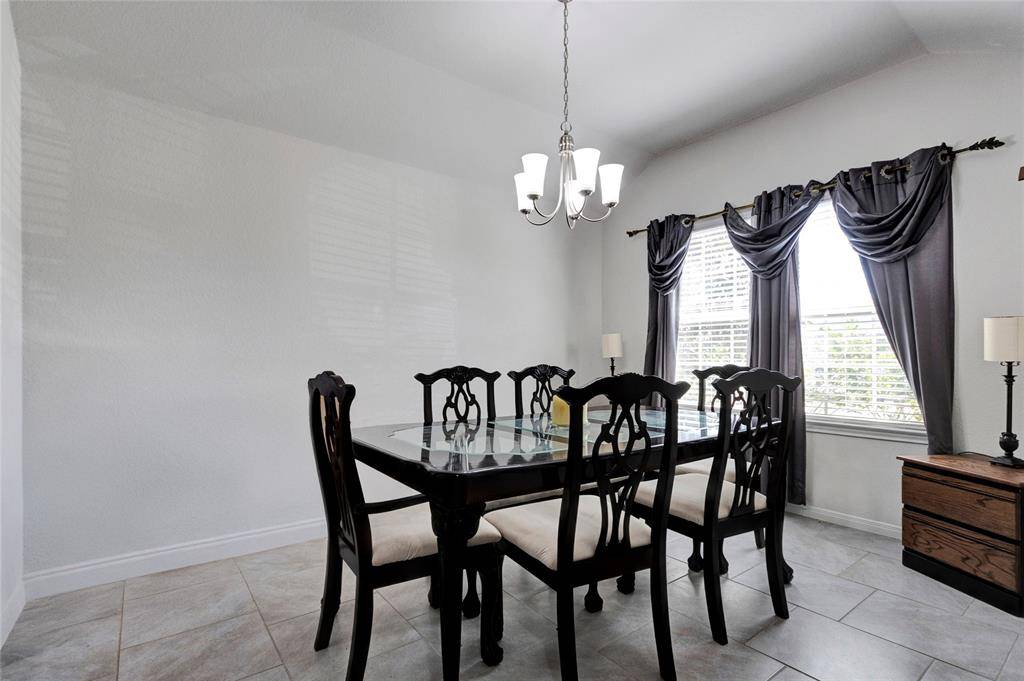 La Marque, TX 77568,12610 Pirate Bend DR