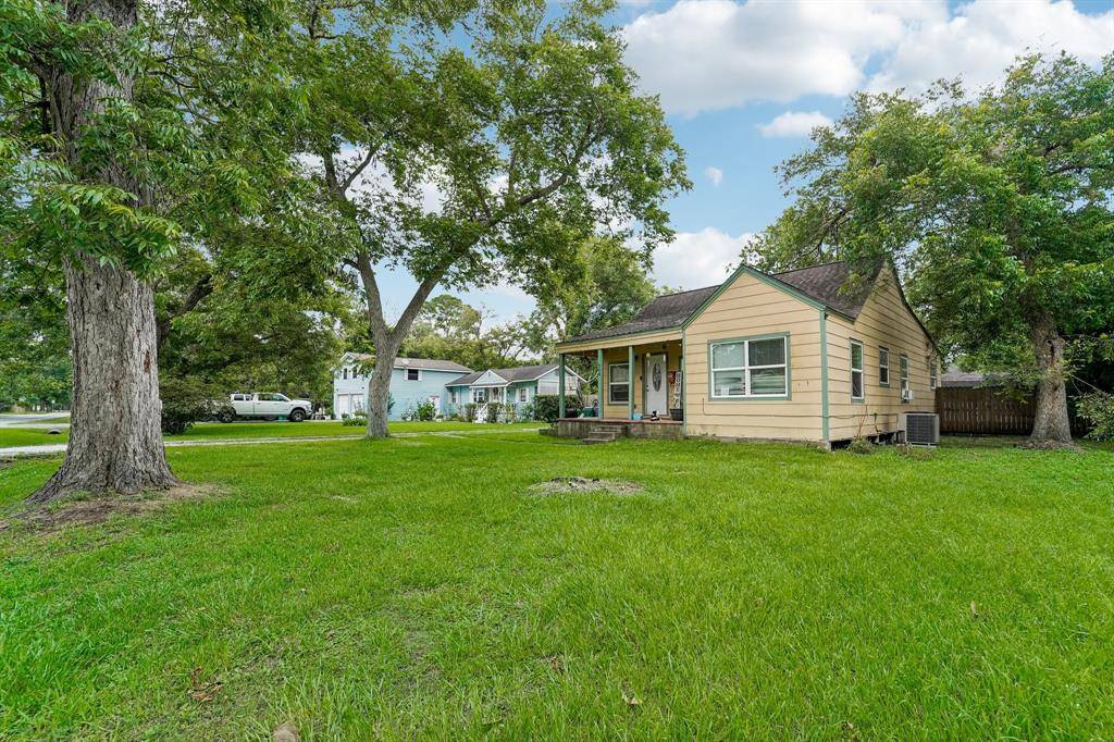 Sweeny, TX 77480,308 Avenue A