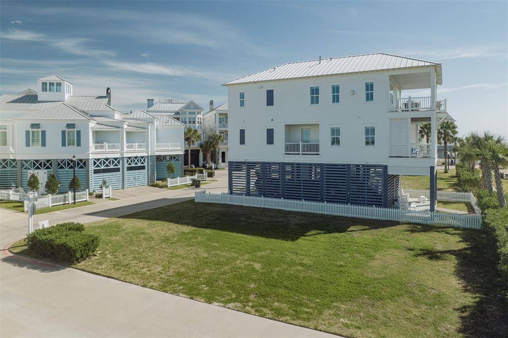 Galveston, TX 77550,2445 & 2449 Sunset Passage