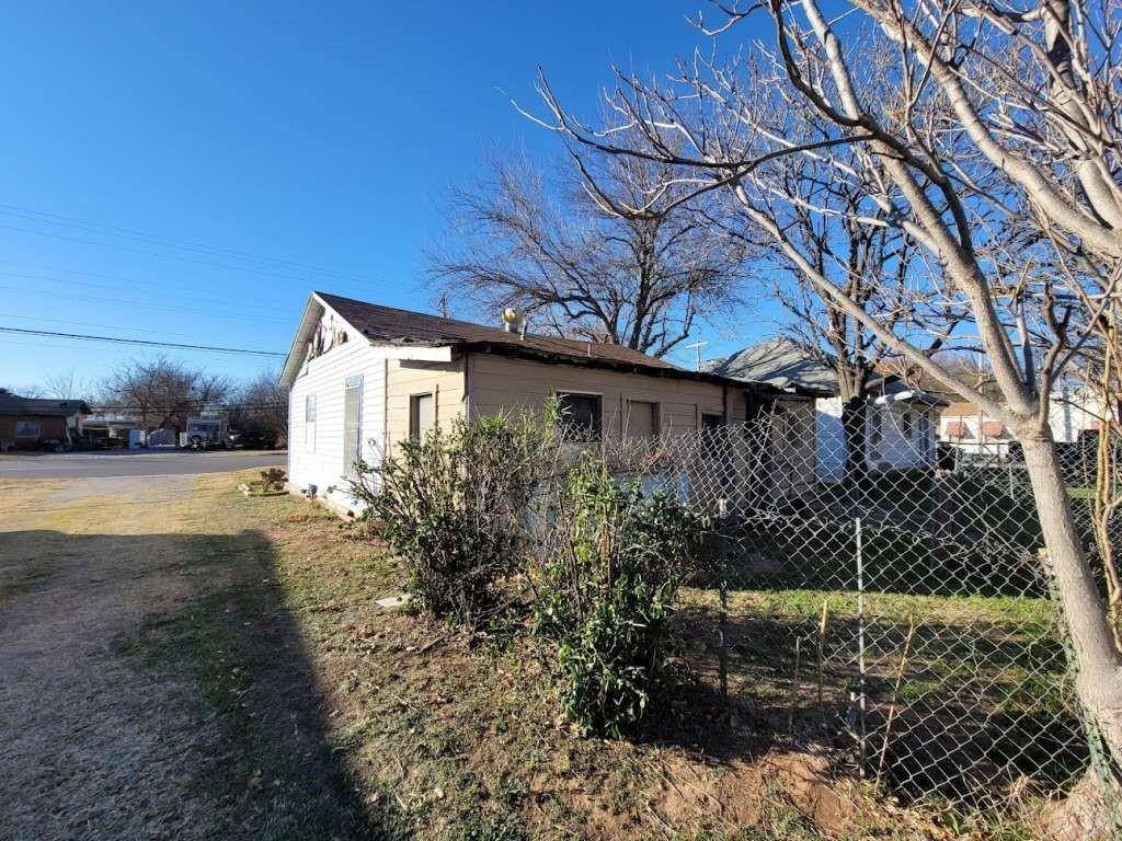 Wichita Falls, TX 76301,1923 Old Windthorst RD