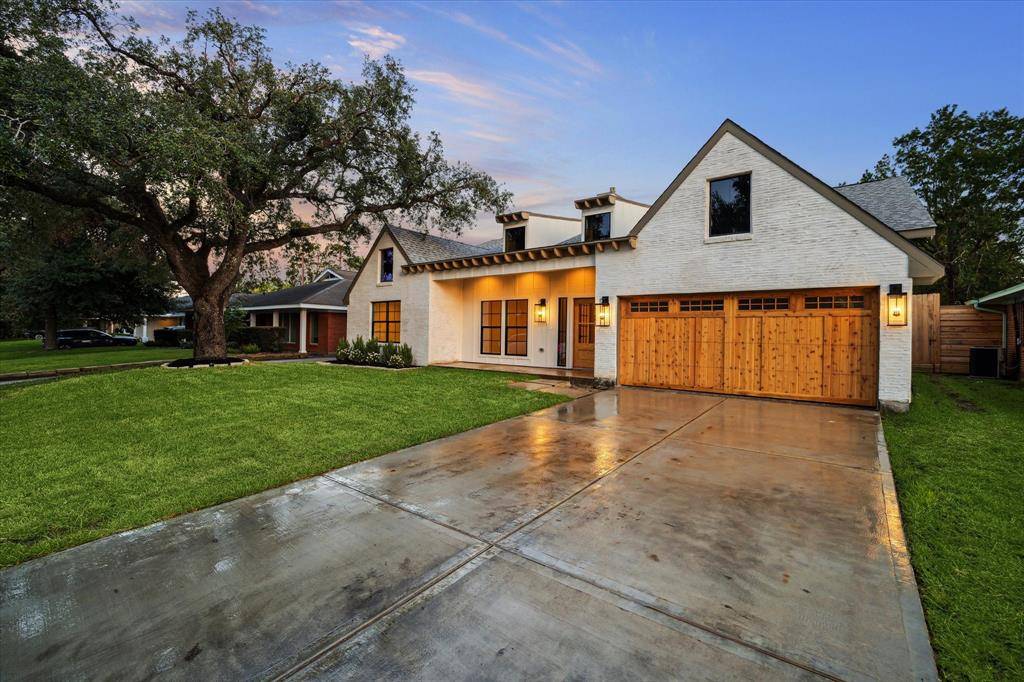 Houston, TX 77008,6227 Grovewood LN
