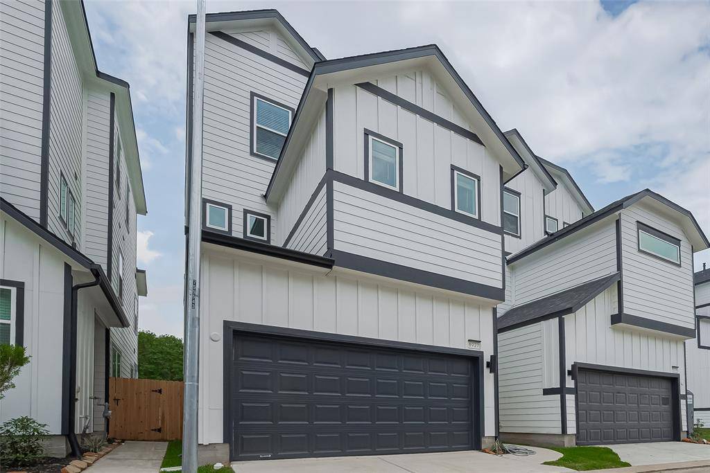 Houston, TX 77055,1609 Regents Gate