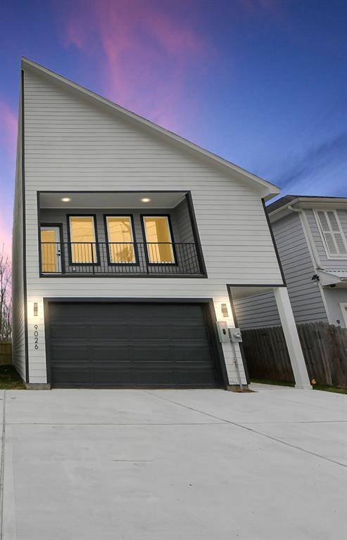 Houston, TX 77051,9026 Scott ST